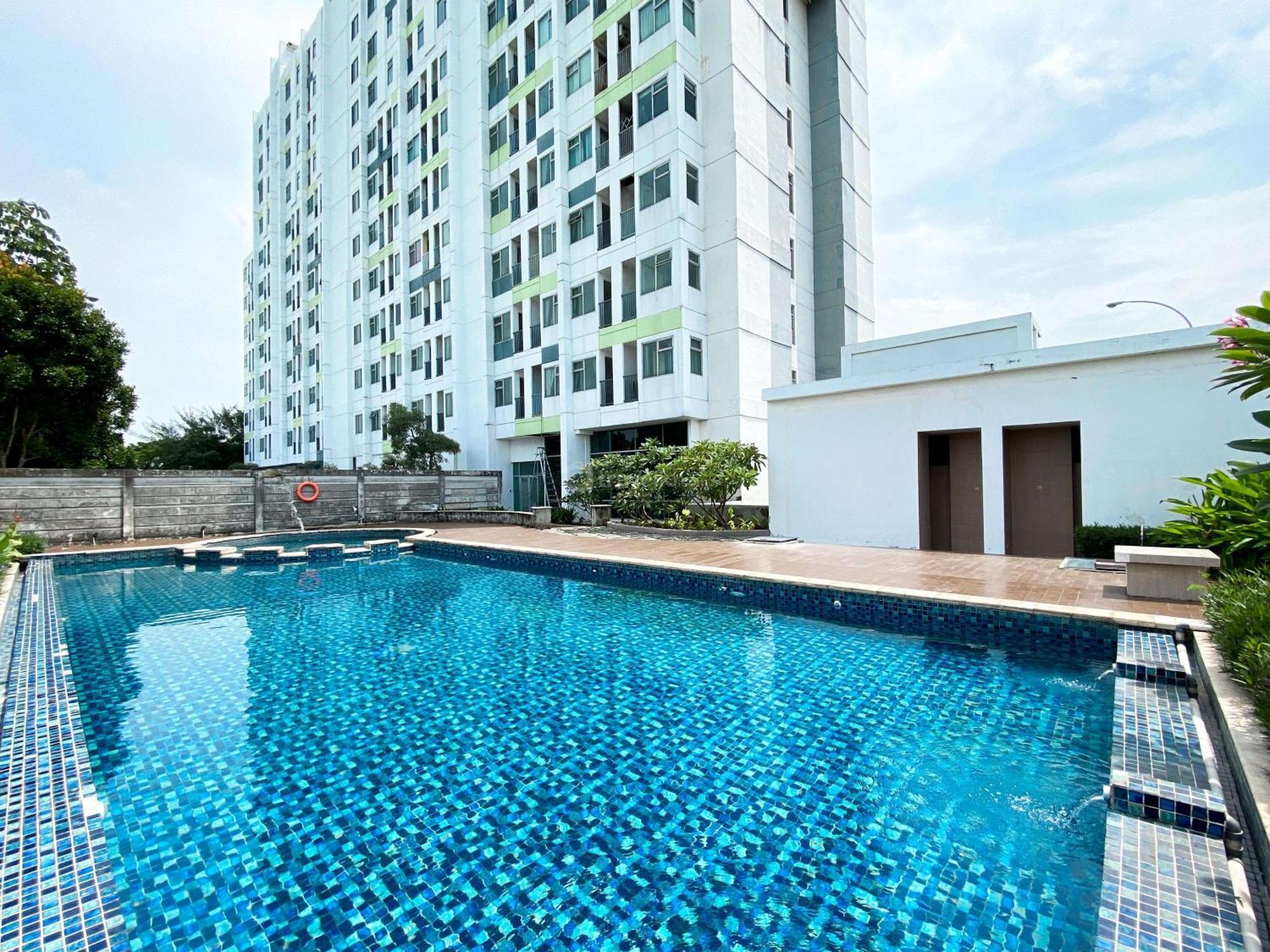 Enjoy Living Studio At Enviro Apartment By Travelio Cikarang Exterior foto